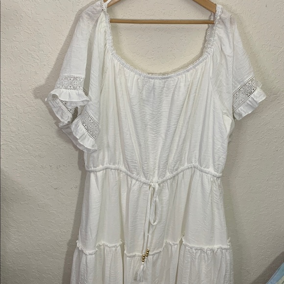 City Chic Dresses & Skirts - City Chic White Boho Tie-Waist Maxi Dress
